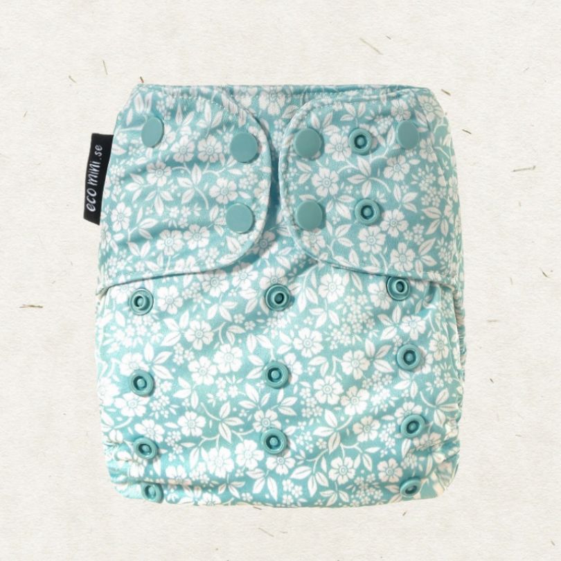 Lore & Leaf Malta sustainable eco friendly reusable shop Eco Mini pocket reusable diaper nappy cloth Cecilia
