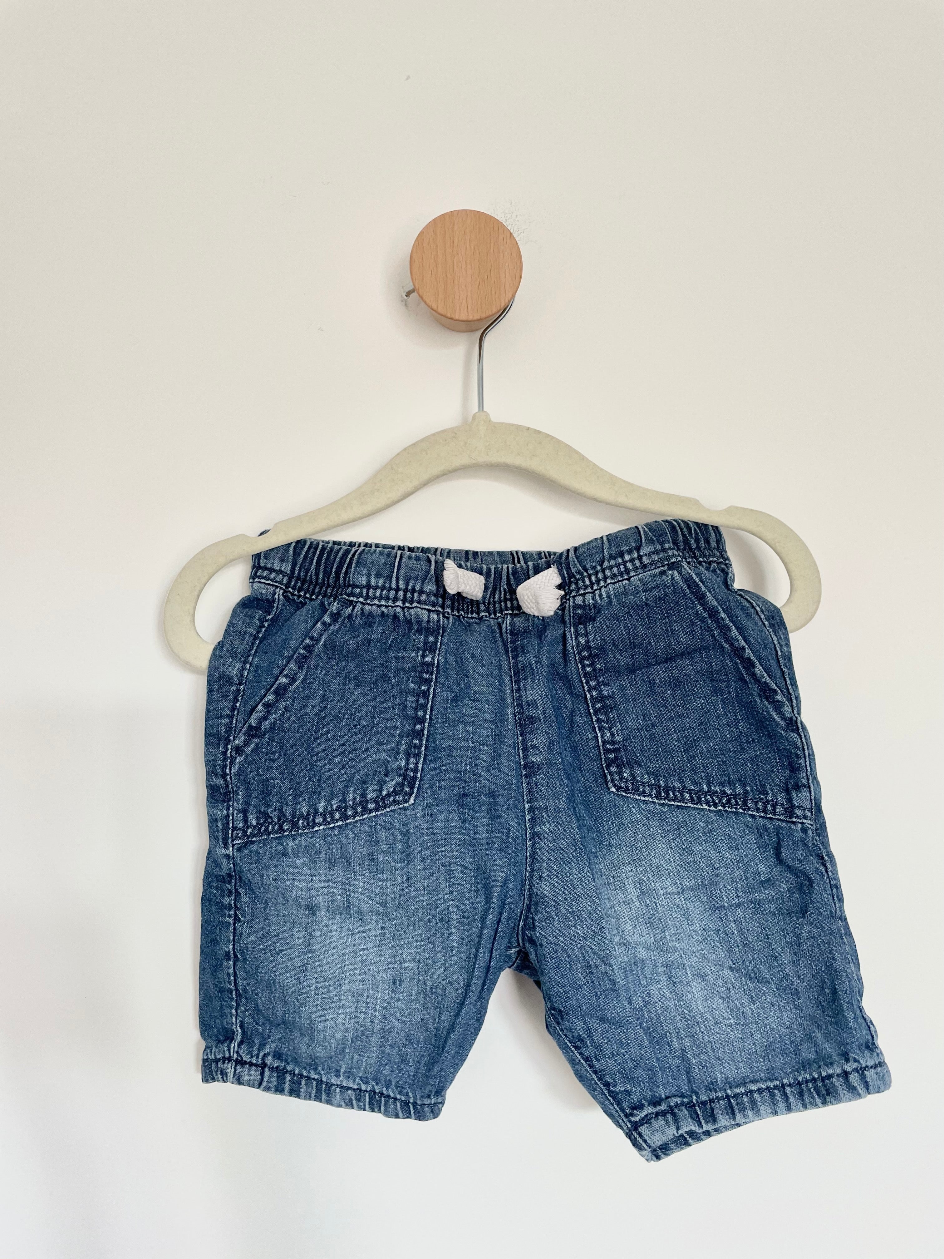 Pantaloncini 4-6m