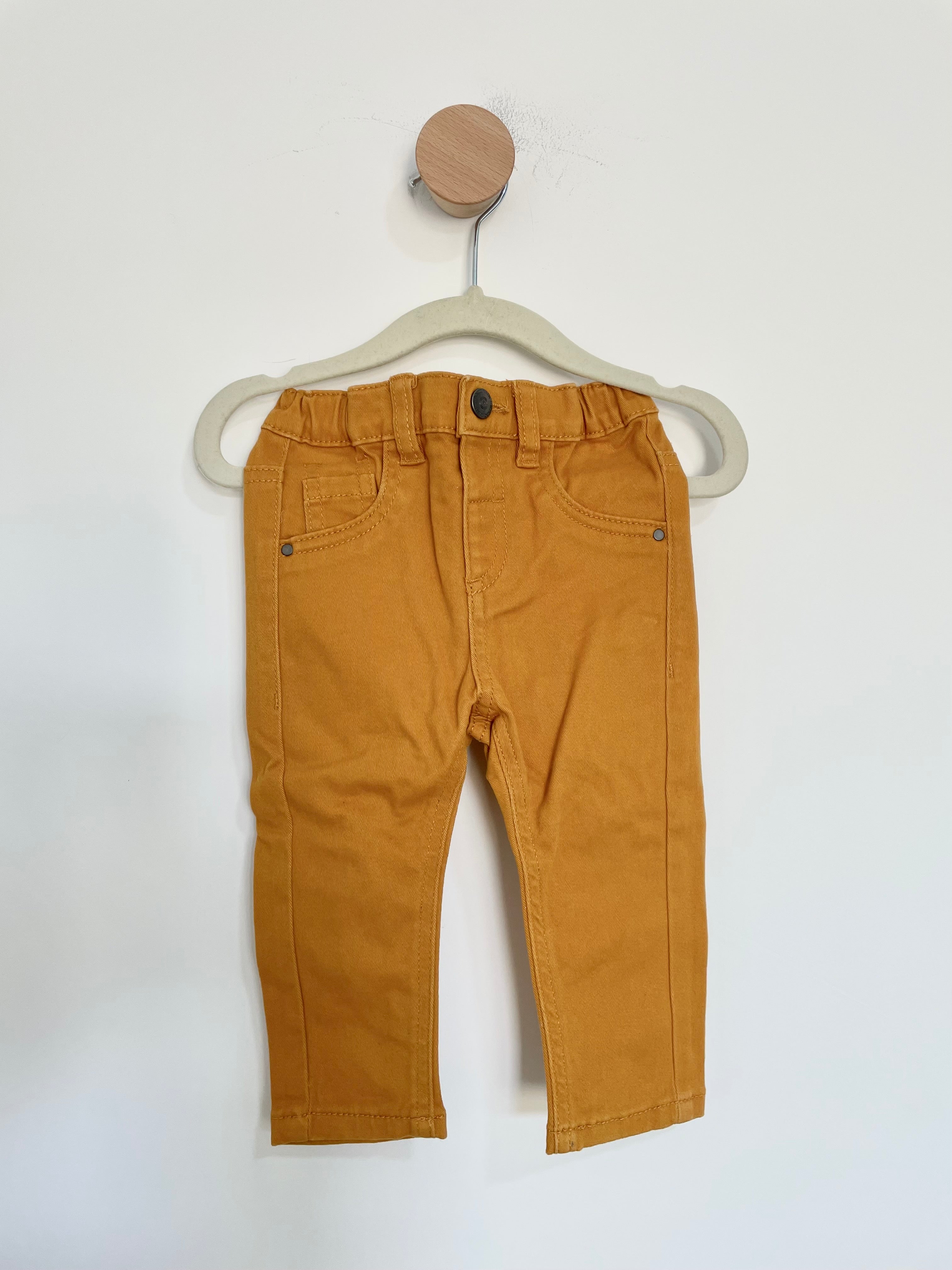 Pantaloni 9m