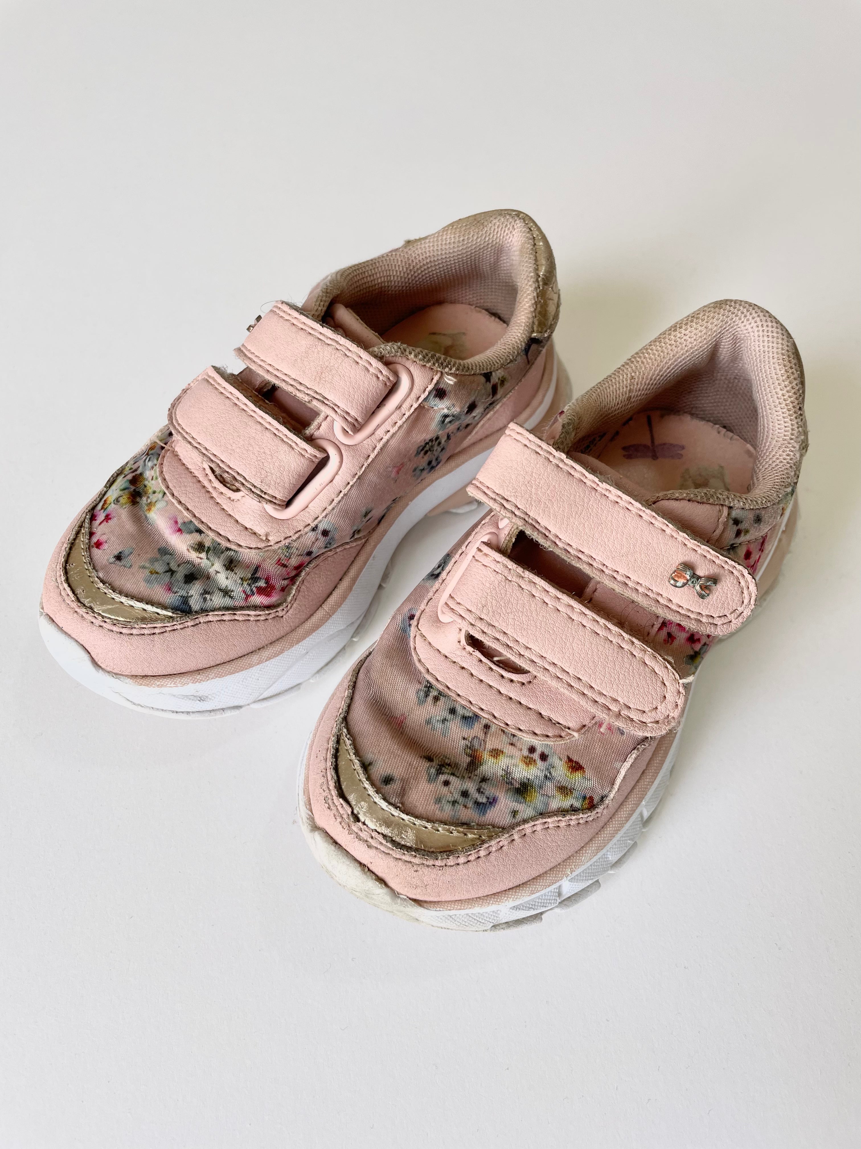 Scarpe taglia 23