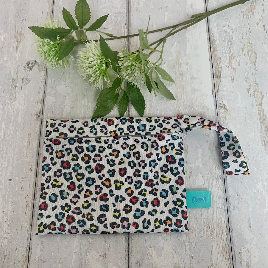 The Cloth Nappy Company Malta Cheeky Wipes Reusable Wet bag wetbag cloth period pads cloth wipes leopard rainbow