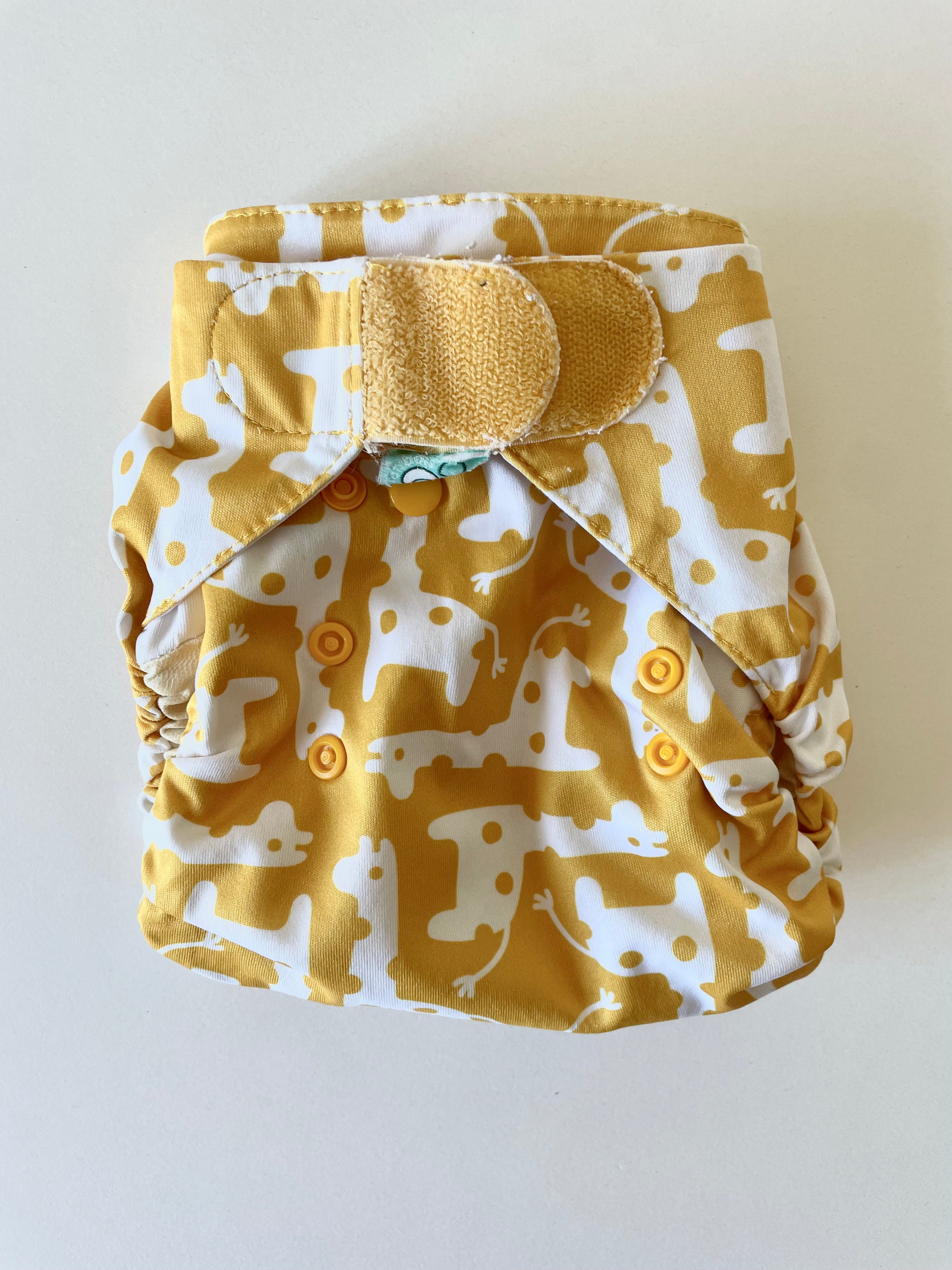 Pre-Loved TotsBots Size 2 - Nappy Cover - Giggleraff