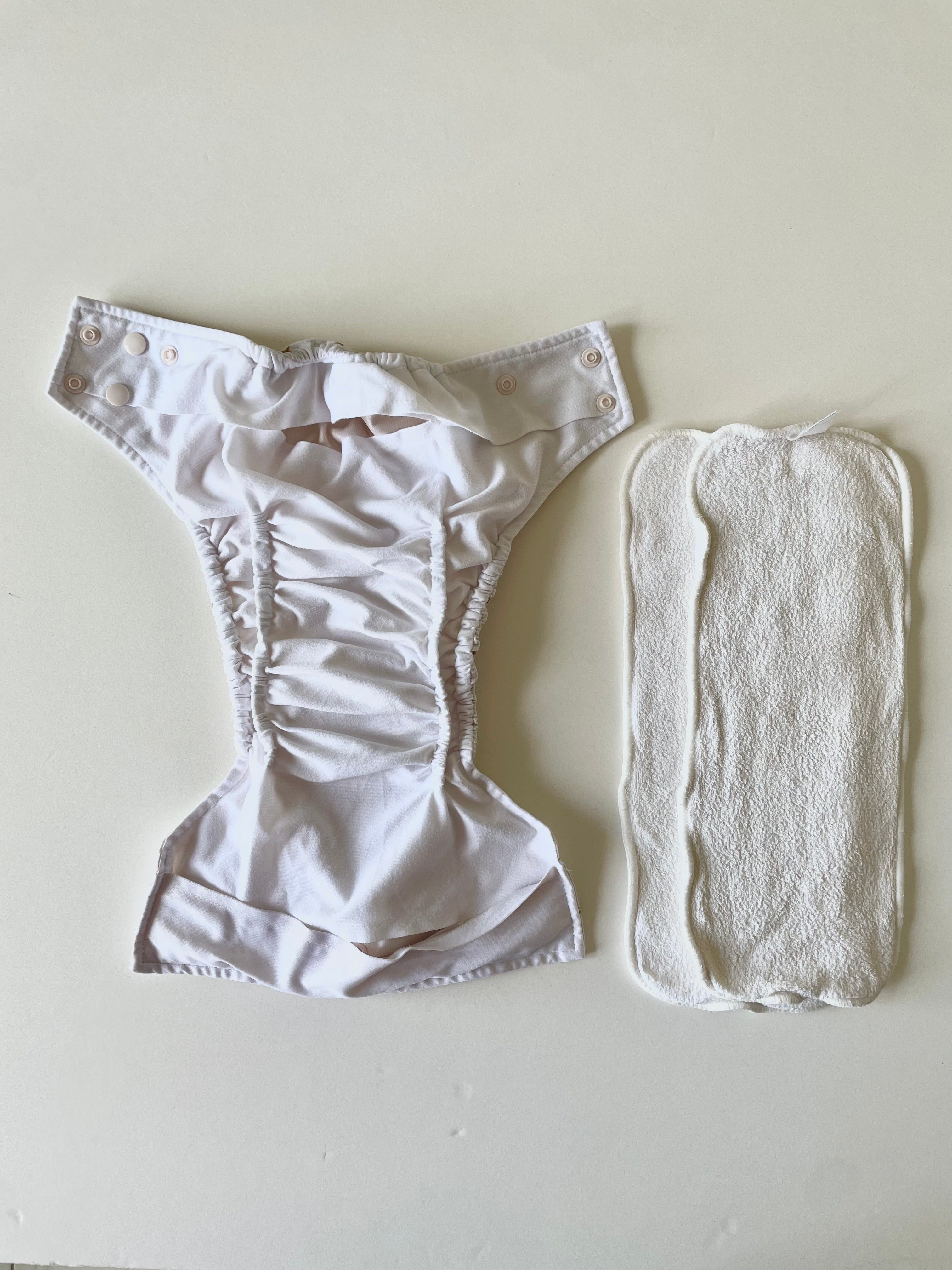 Pre-Loved La Petite Ourse - Pocket Nappy - Gold Stars