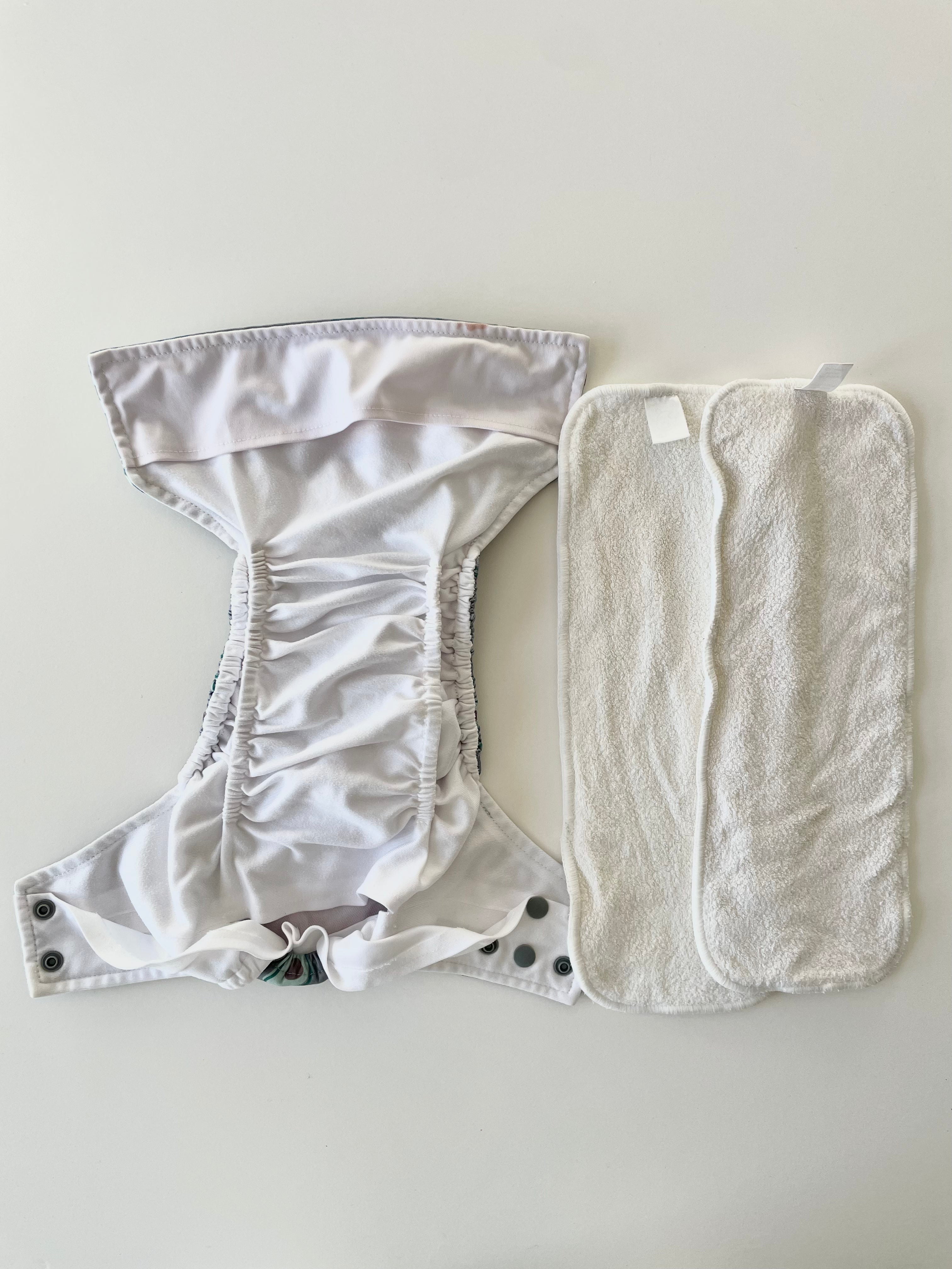 Pre-Loved La Petite Ourse - Pocket Nappy - Guacamole