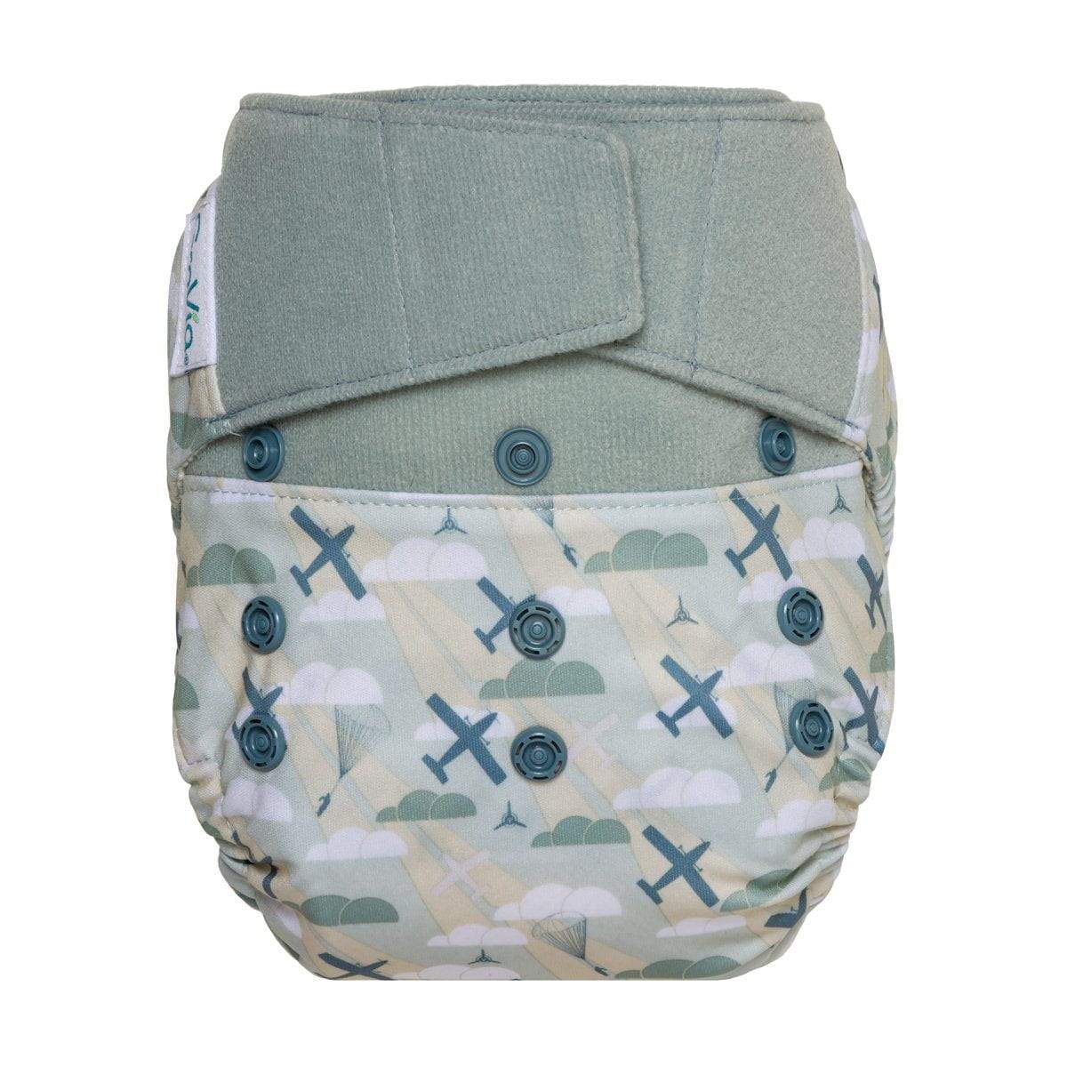 The Cloth Nappy Company Malta Grovia Hybrid Diaper Shell Green Reusable Hook and Loop Velcro Maverick